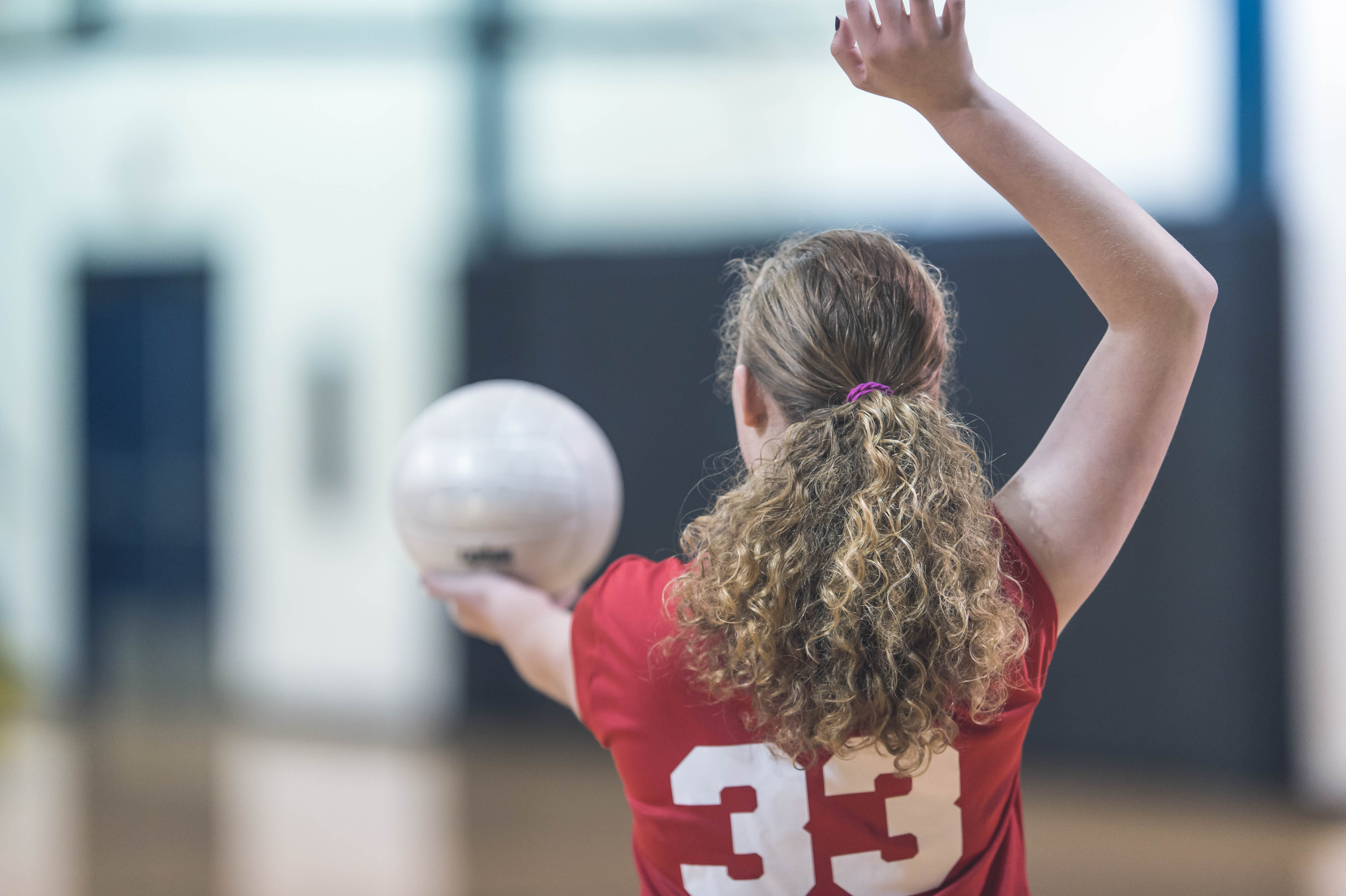 Volleybalster slaat op