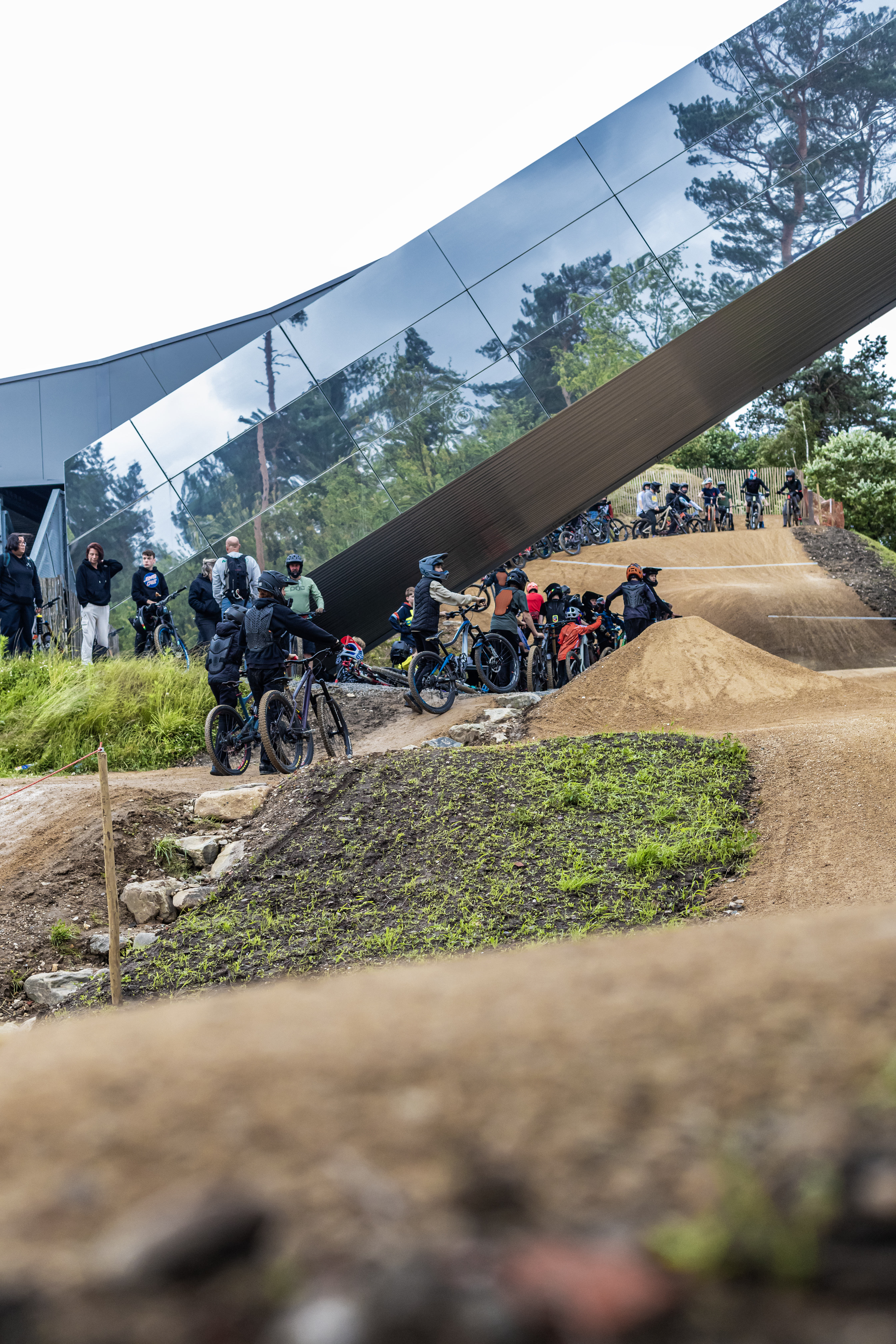 Sfeerbeelden openingsevent Genk - dirt